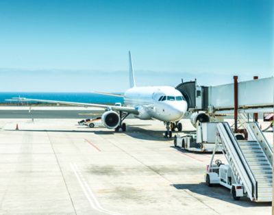 Glass doors of office building, representing transformation in Insurance industry | DXC Technology