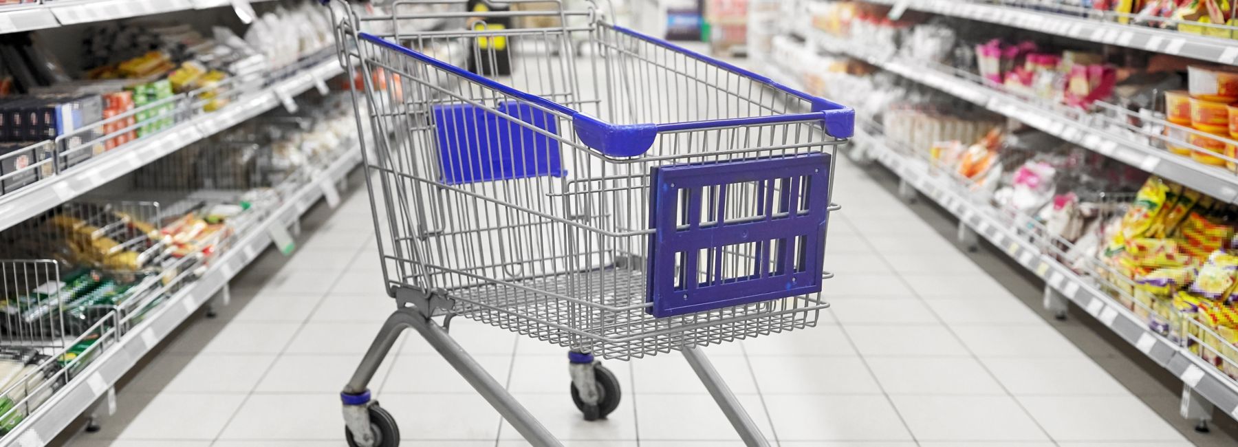 Which grocery retailers do Canadian shoppers trust most