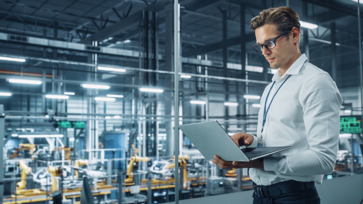 Connected vehicle technologies supporting automotive transformation and software-defined mobility.