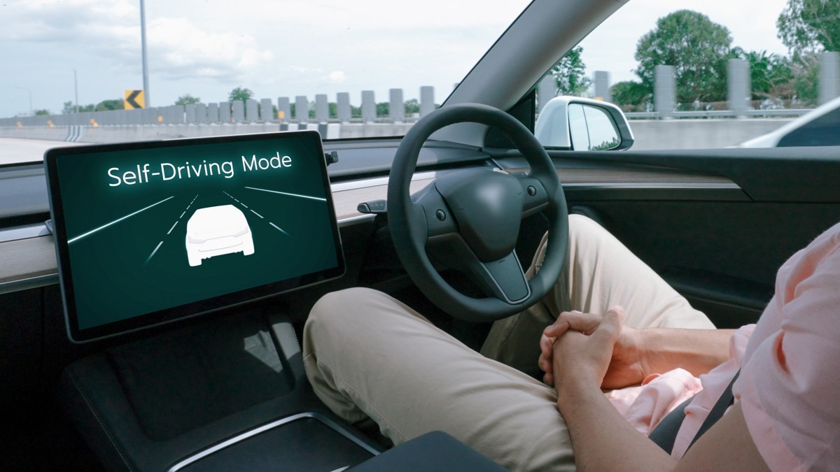 self-driving mode for autonomous car | DXC Technology Insights