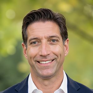 Pete McEvoy headshot