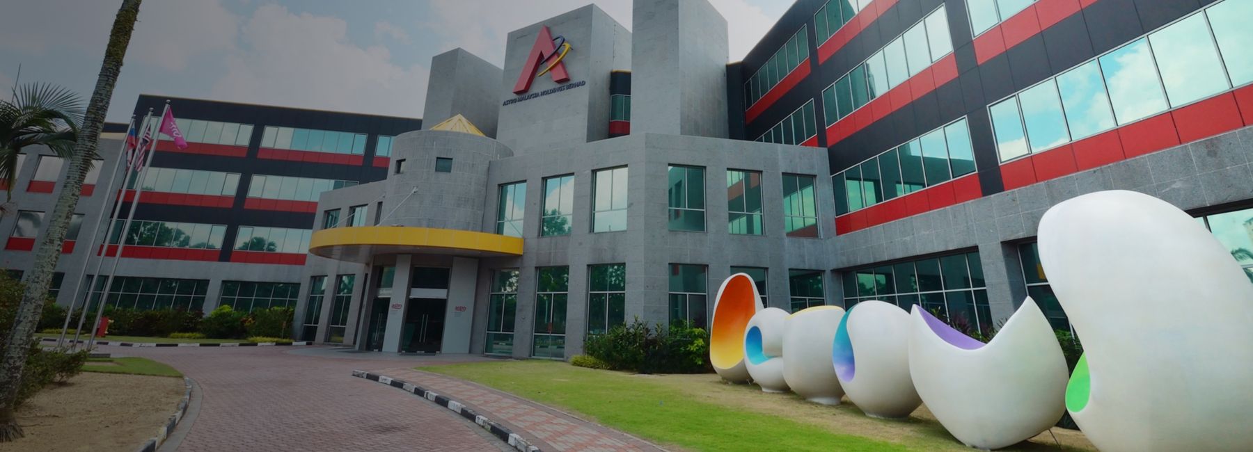 Astro harnesses data to redefine content delivery | DXC Technology Customer Stories