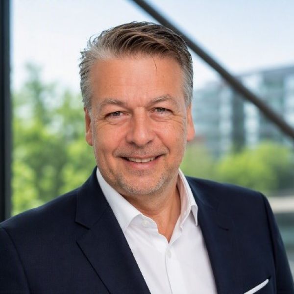 Bernd Elsaesser, Industry Director Manufacturing, DXC Technology