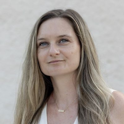 Emilie Thomas