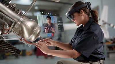 People working with HoloLens