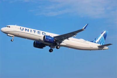 United Airlines improves travel above and below the wing | DXC Technology Customer Stories