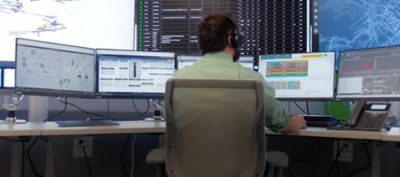 Mining new possibilities for employee experience | DXC Technology Customer Stories