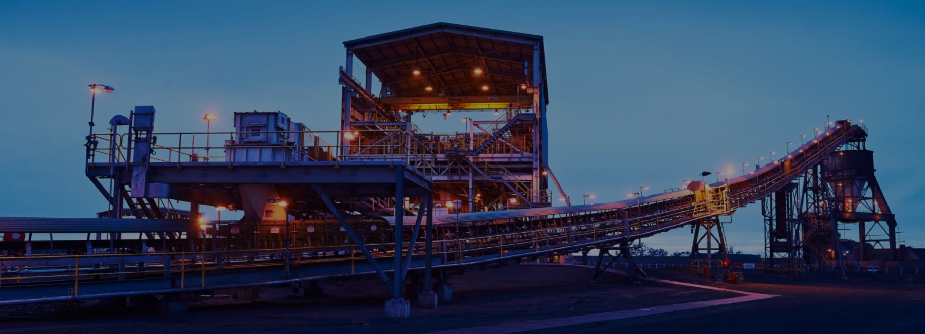 Coal mine infrastructure representing IT solutions for the Mining industry, focused on operational efficiency and safety | DXC Technology