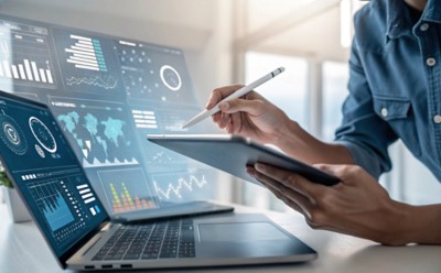 Unlocking the power of agentic AI in insurance | DXC Technology Insights