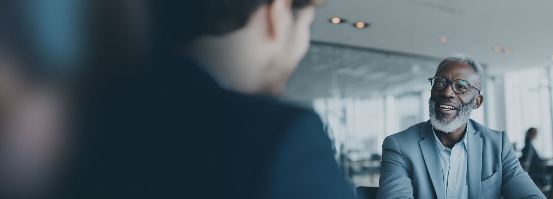 Network of interconnected people icons, Partner Ecosystem | DXC Technology